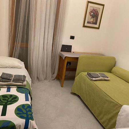 La Casa Di Giu Lejlighed Pozzuoli Eksteriør billede
