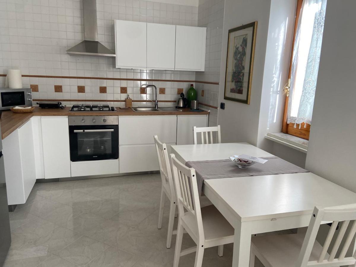 La Casa Di Giu Lejlighed Pozzuoli Eksteriør billede
